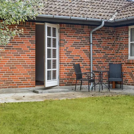 펜션 4 Bedroom Cozy Home In Rodby *